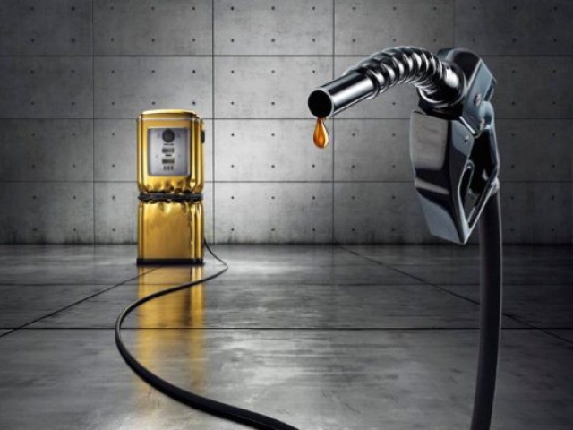 ¿Qué hago si pongo el tipo de nafta erróneo a mi auto?