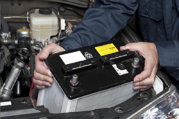 Aprende a comprobar el estado de la batería del auto en 7 pasos Aprende a comprobar el estado de la batería del auto en 7 pasos