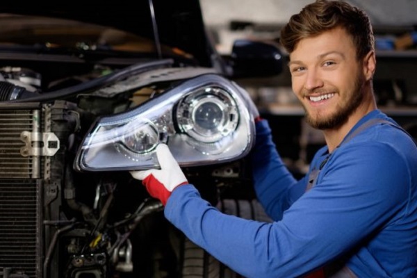 Cómo reemplazar los faros de tu auto