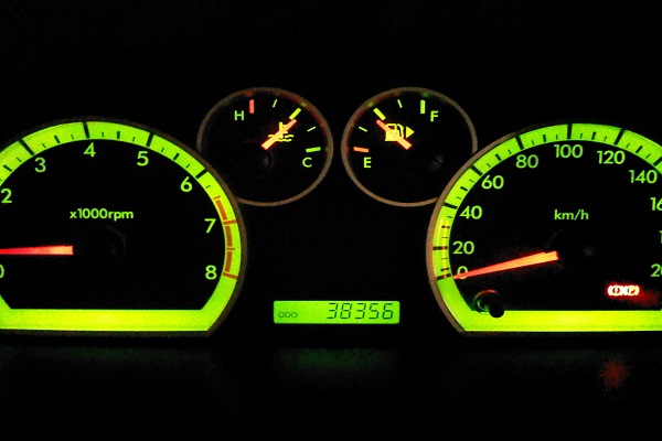 Así puedes conocer el kilometraje real de un auto